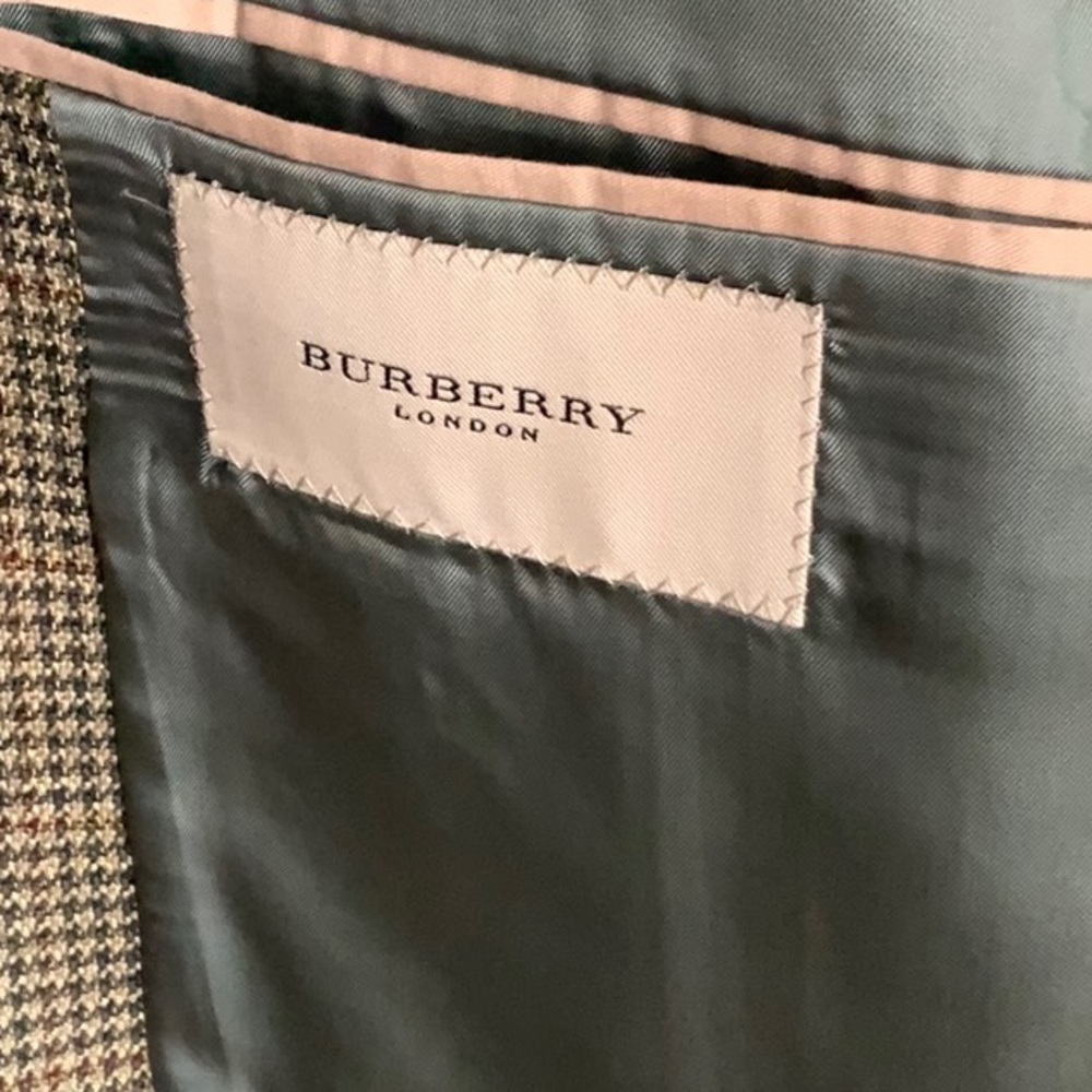 Burberry jacket - Picture 3 of 3